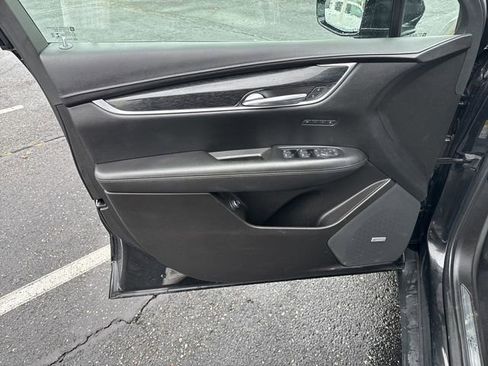 Certified 2022 Cadillac XT5 Premium Luxury image 13