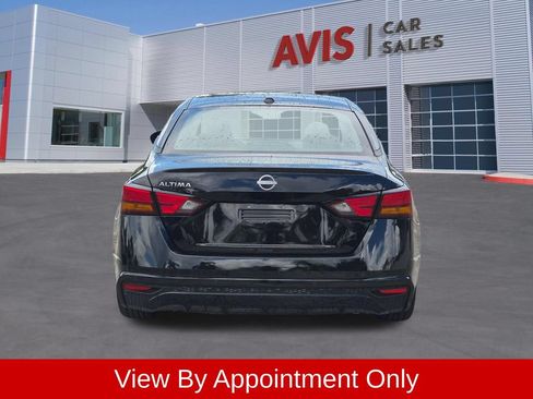 Used 2025 Nissan Altima 2.5 SV FWD image 7