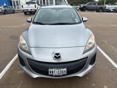 Used 2013 MAZDA MAZDA3 i SV image 2