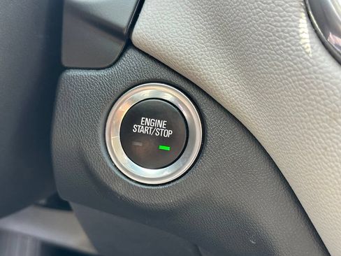 Used 2020 Chevrolet Equinox LT w/ Driver Convenience Package AWD/4WD image 28