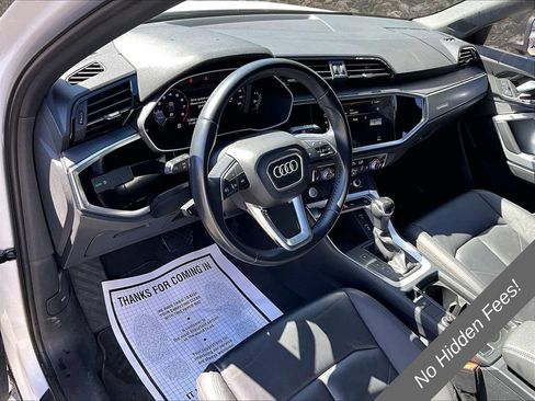 Used 2019 Audi Q3 2.0T Premium w/ Convenience Package AWD/4WD image 11