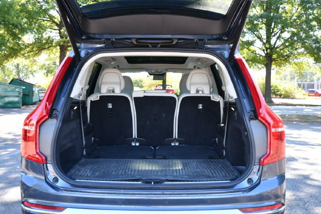 Used 2023 Volvo XC90 T8 Plus w/ Protection Package Premier AWD/4WD image 28