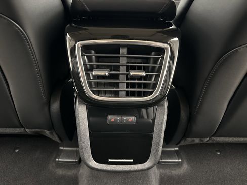 Used 2022 Lincoln Nautilus Reserve image 20