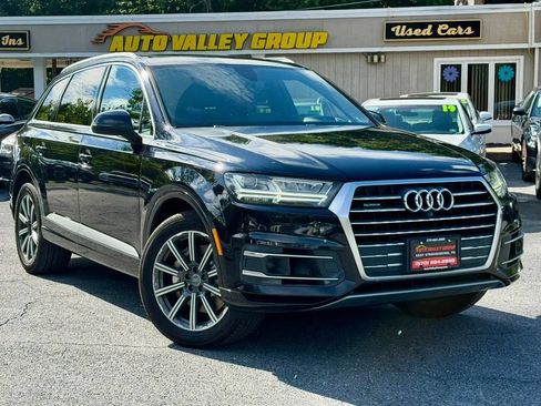 Used 2017 Audi Q7 3.0T Prestige w/ Prestige Package AWD/4WD image 1