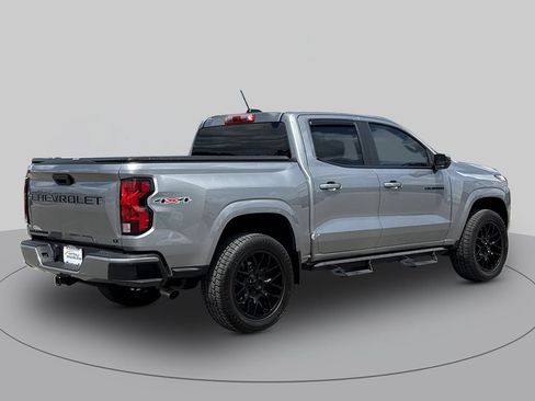 Used 2024 Chevrolet Colorado LT AWD/4WD image 3