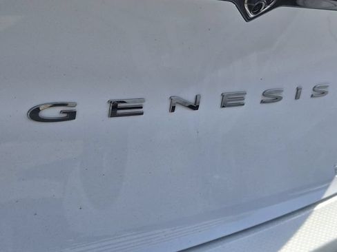 Certified 2022 Genesis G80 2.5T image 11
