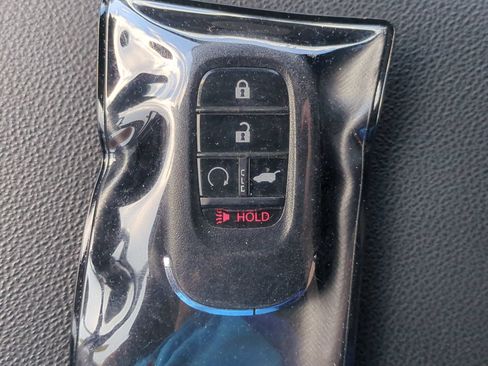 Used 2025 Honda CR-V Sport-L image 34