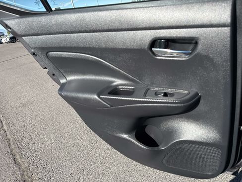 Used 2025 Nissan Versa SV FWD image 16