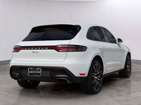 New 2026 Porsche Macan AWD/4WD image 6