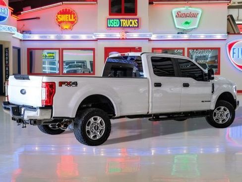 Used 2018 Ford F250 XL w/ Power Equipment Group image 3