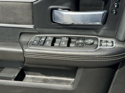 Used 2024 RAM 2500 Laramie AWD/4WD image 19