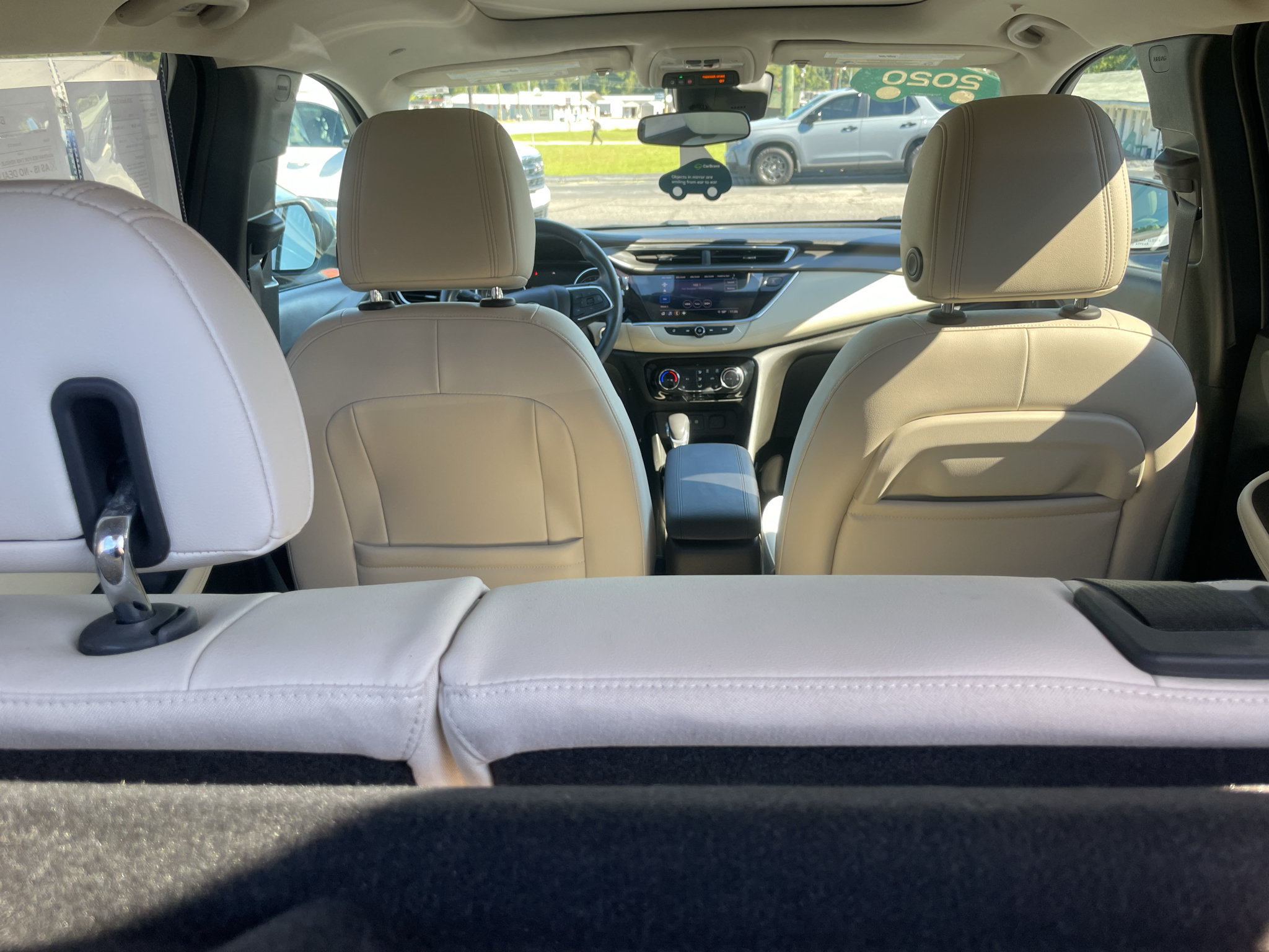 Certified 2020 Buick Encore GX Preferred w/ Cold Weather Comfort Package FWD image 10