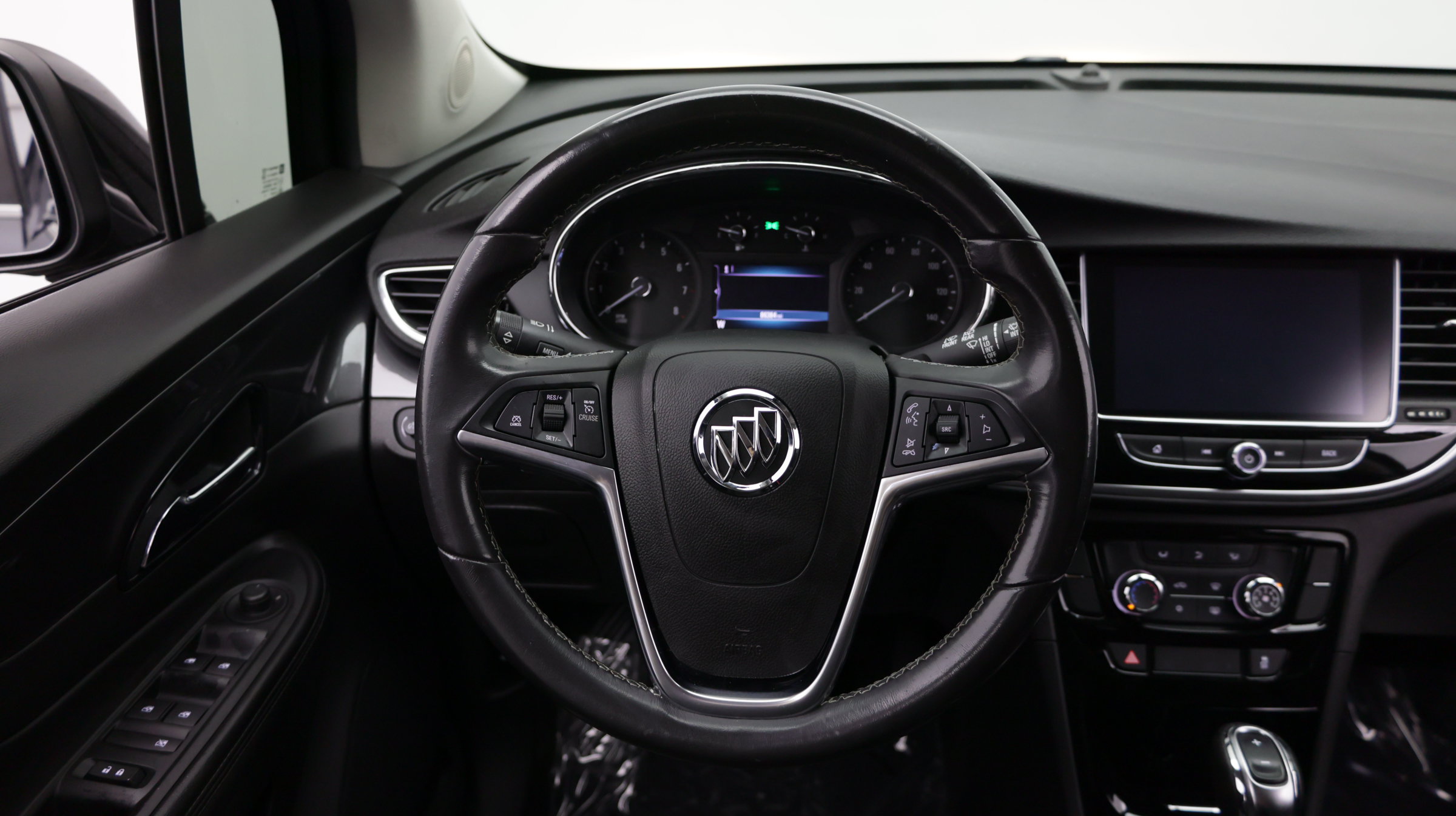 Used 2019 Buick Encore Preferred w/ LPO, Active Package FWD image 24