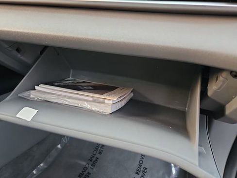 Used 2023 Hyundai Elantra SEL w/ Convenience Package image 18