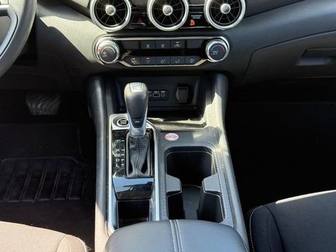 Used 2025 Nissan Sentra SV FWD image 15