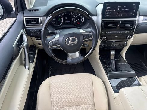 Used 2023 Lexus GX 460 Premium w/ Premium Plus Package AWD/4WD image 16