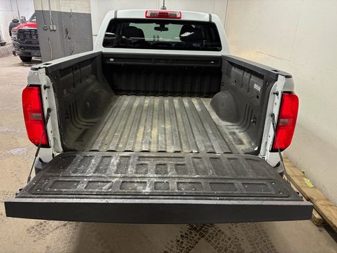 Used 2021 Chevrolet Colorado W/T w/ WT Convenience Package image 9