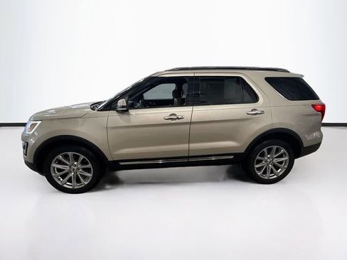 Used 2017 Ford Explorer Limited image 9