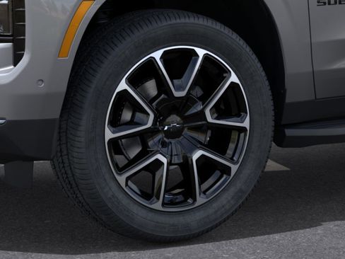 New 2026 Chevrolet Suburban RST AWD/4WD image 9