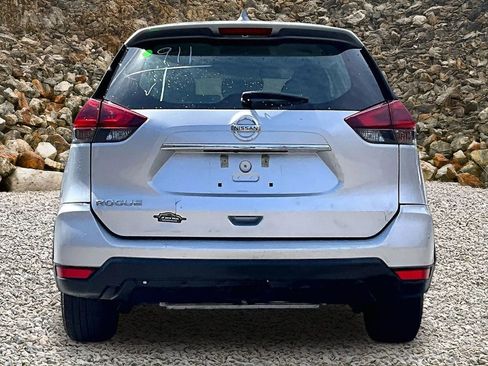 Used 2020 Nissan Rogue S FWD image 4