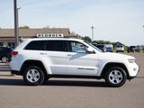 Used 2017 Jeep Grand Cherokee Laredo w/ Quick Order Package 23E image 2
