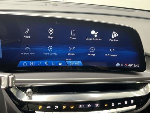 Certified 2024 Cadillac Lyriq Tech w/ LPO, Floor Liner Package AWD/4WD image 19