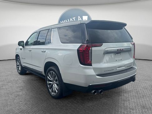 Used 2021 GMC Yukon Denali w/ Denali Premium Package AWD/4WD image 6