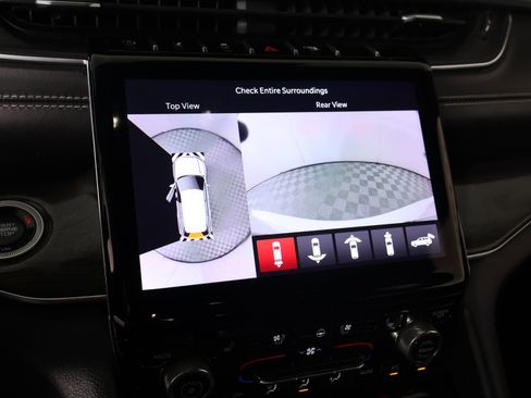 Used 2021 Jeep Grand Cherokee L Overland w/ Advanced Protech Group III image 6