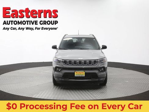 Used 2023 Jeep Compass Latitude w/ Sun and Sound Group AWD/4WD image 54