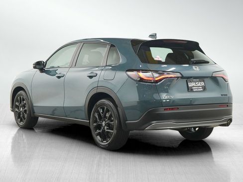 Used 2024 Honda HR-V Sport image 3