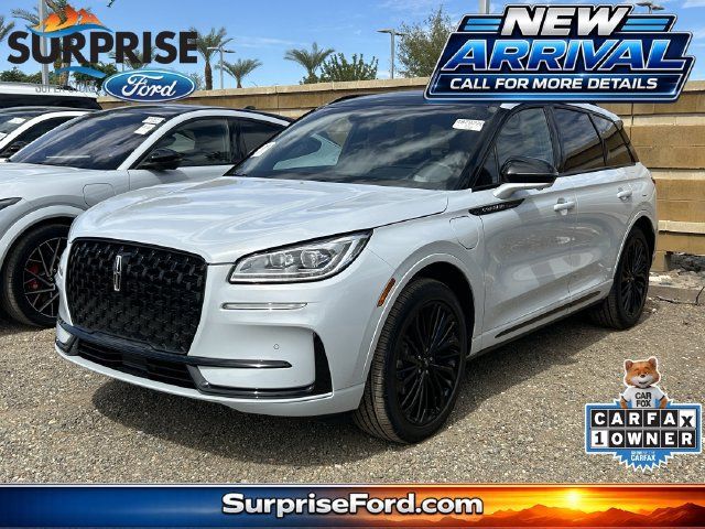 Used 2025 Lincoln Corsair Grand Touring w/ Equipment Group 302A AWD/4WD image 1