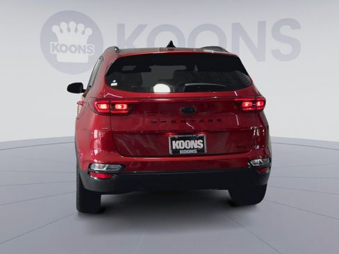 Used 2022 Kia Sportage Nightfall Edition image 10