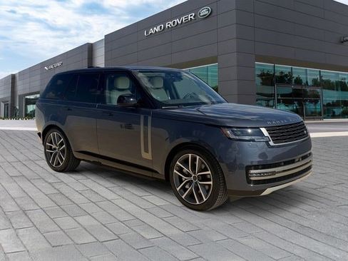 Used 2026 Land Rover Range Rover SE AWD/4WD image 7