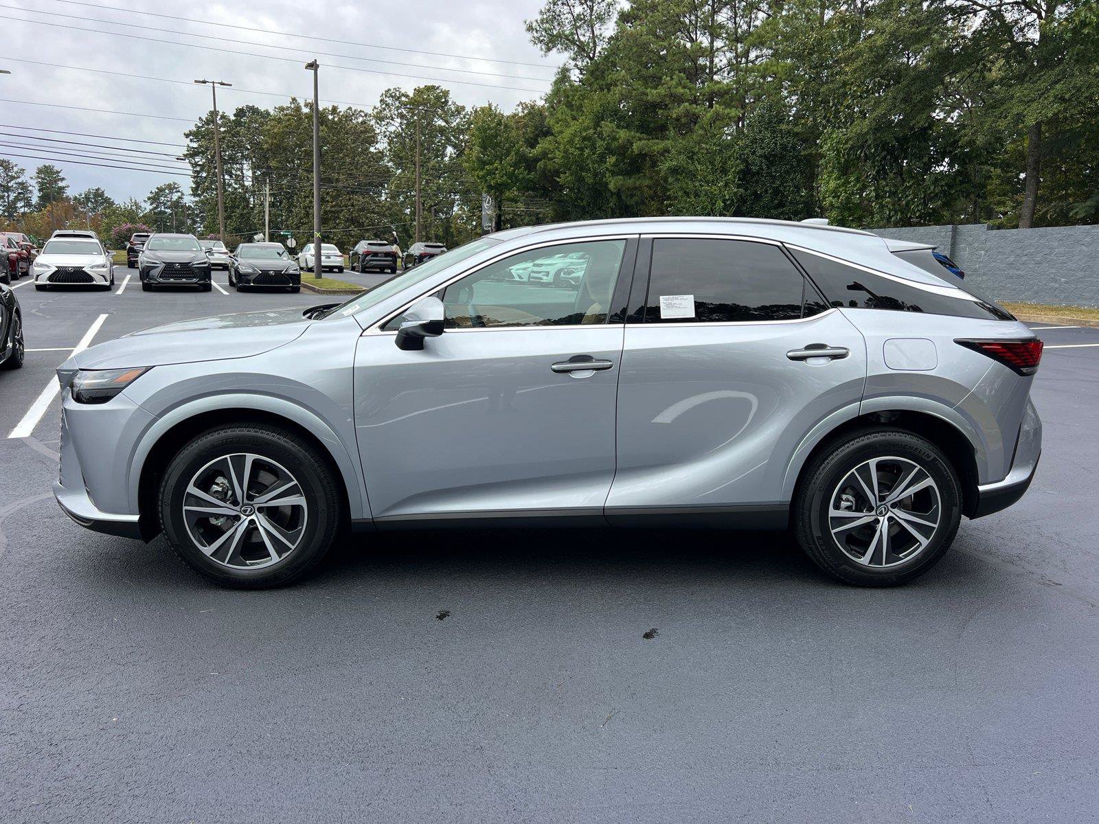 New 2026 Lexus RX 350 FWD image 8