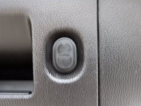 Used 2015 Cadillac Escalade Premium AWD/4WD image 14