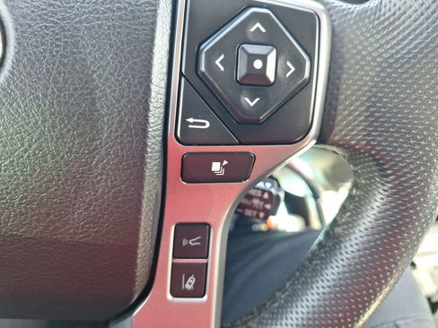 Used 2022 Toyota Tacoma SR5 image 23