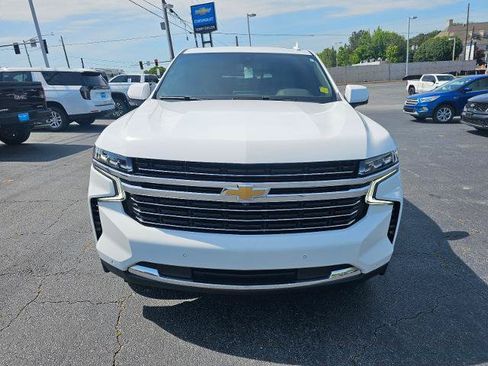 Used 2022 Chevrolet Tahoe LT w/ Luxury Package RWD image 35
