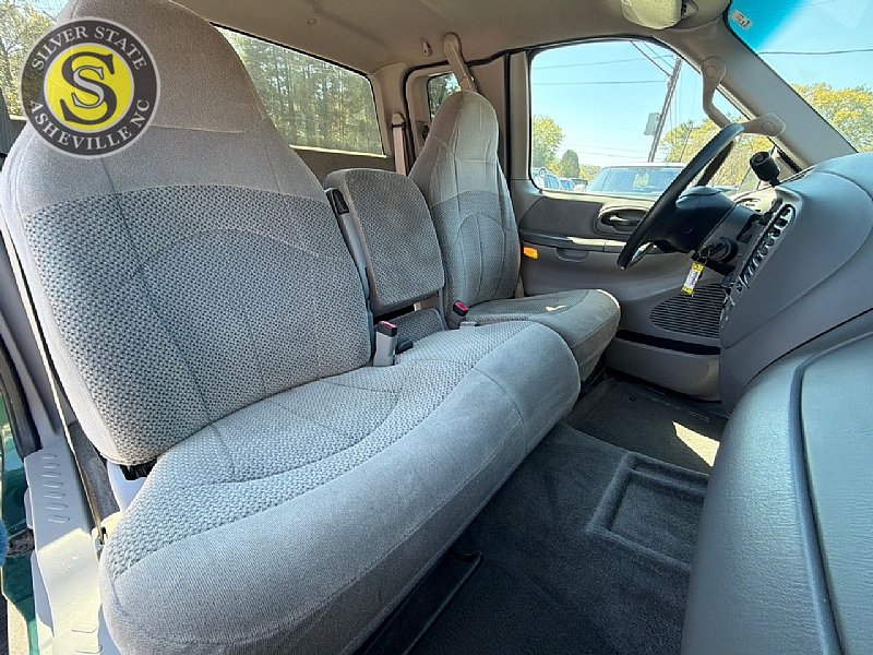 Used 2000 Ford F150 XLT AWD/4WD image 19