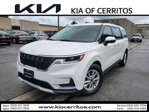 Certified 2024 Kia Carnival LX image 1
