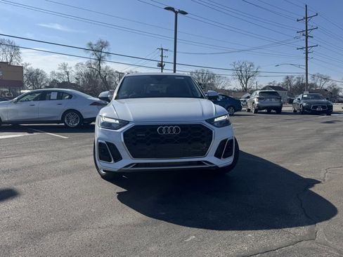 Used 2022 Audi Q5 2.0T Premium Plus image 2