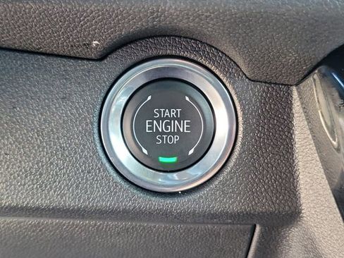 Used 2026 Chevrolet Traverse LT FWD image 31