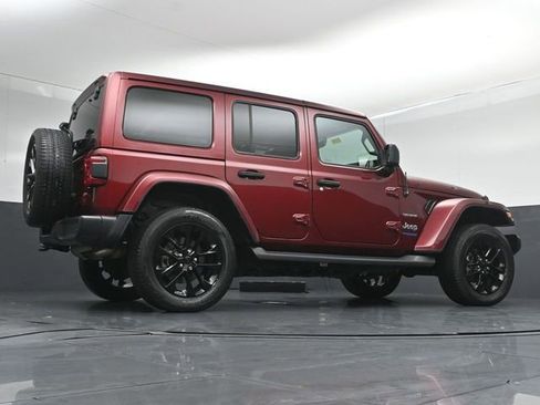 Used 2021 Jeep Wrangler Unlimited Sahara w/ Cold Weather Group AWD/4WD image 44