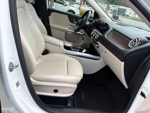 Used 2021 Mercedes-Benz GLA 250 image 14
