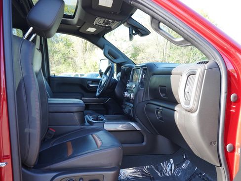 Used 2023 GMC Sierra 2500 AT4 w/ AT4 Preferred Package AWD/4WD image 13