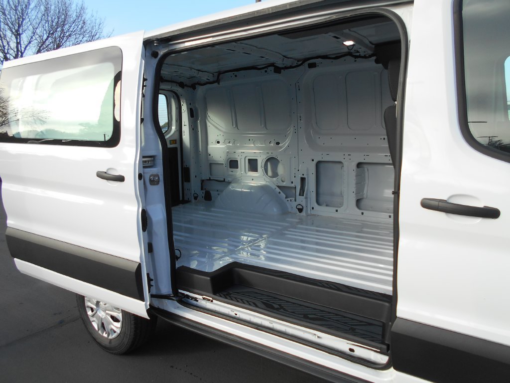 Used 2025 Ford Transit 250 Low Roof w/ Exterior Upgrade Package RWD image 10