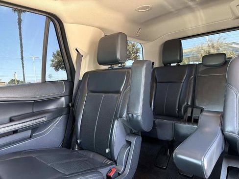 Certified 2022 Ford Expedition XLT RWD image 20