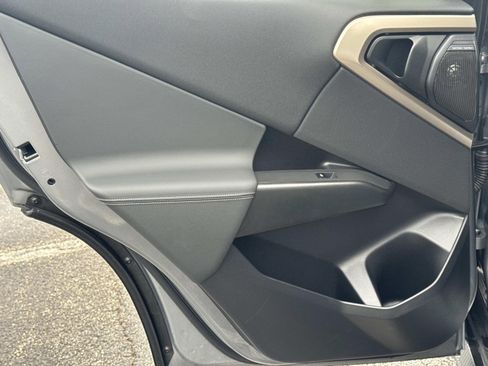 Used 2025 BMW X3 xDrive30i w/ Premium Package image 12