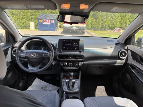 Used 2023 Hyundai Kona SEL AWD/4WD image 15