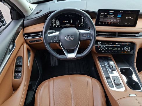 Used 2023 INFINITI QX60 Sensory w/ Vision Package AWD/4WD image 12