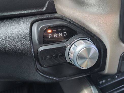 Used 2019 RAM 1500 Laramie w/ Sport Appearance Package RWD image 18
